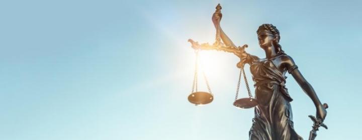 Avocate en droit de la construction, Saint-Chamond